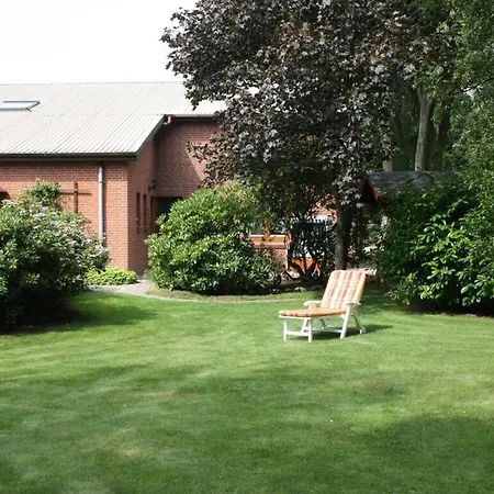 Elke Luethje Modern Retreat *