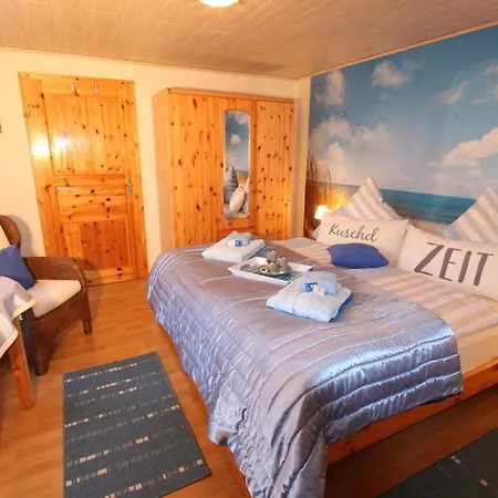 Vakantiehuis Elke Luethje Modern Retreat Hochdonn